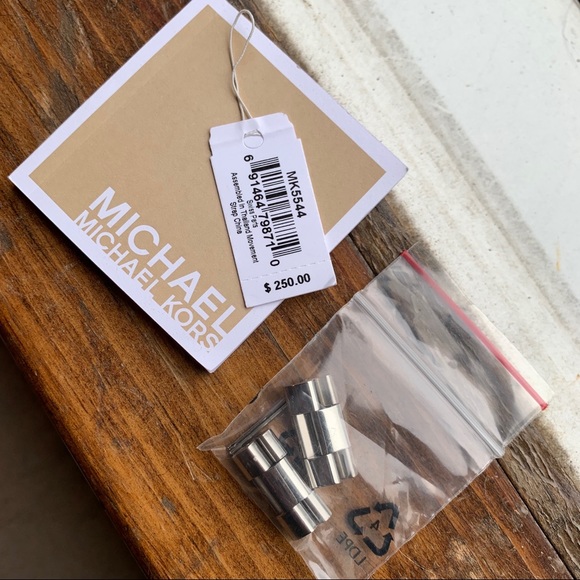 Authentic MICHAEL KORS watch! - Picture 4 of 4